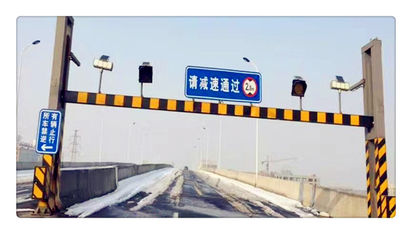 焦作一辆救护车竟被限高杆拦下过不去，咋回事？